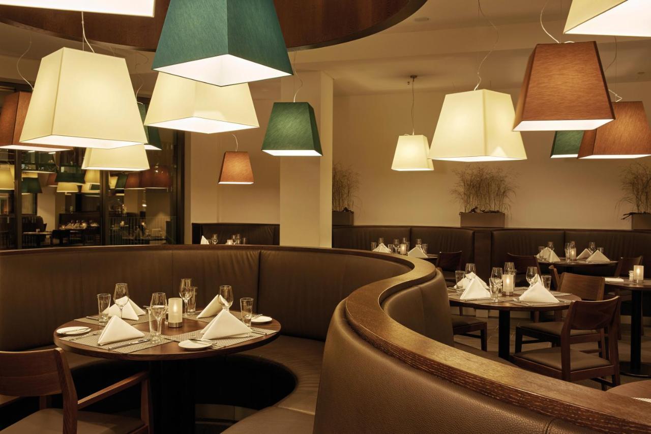 Hyperion Hotel Хамбург Екстериор снимка Interior of a restaurant