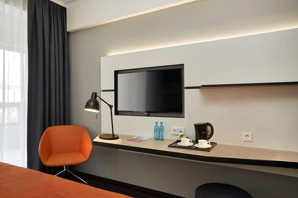Hyperion Hotel Хамбург Стая снимка