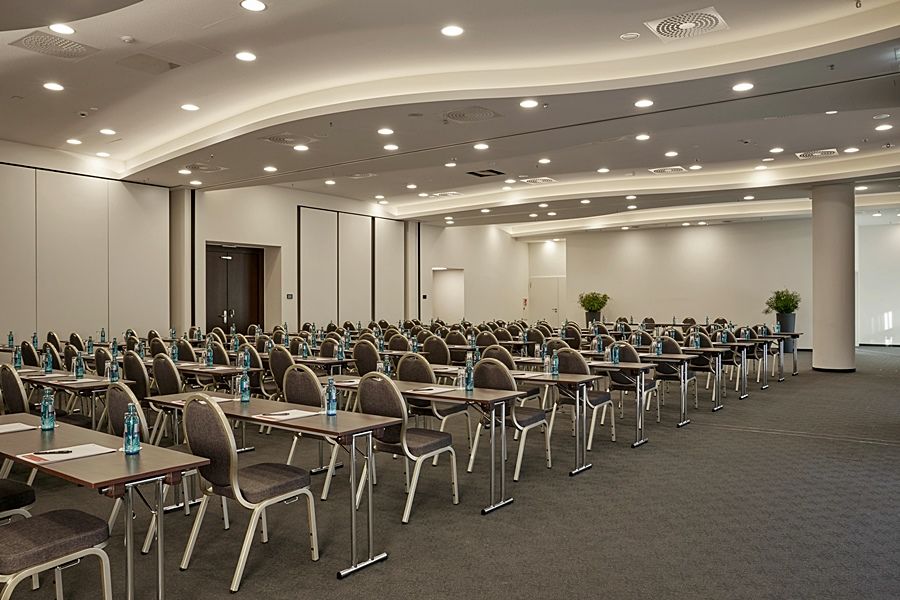 Hyperion Hotel Хамбург Екстериор снимка The meeting hall